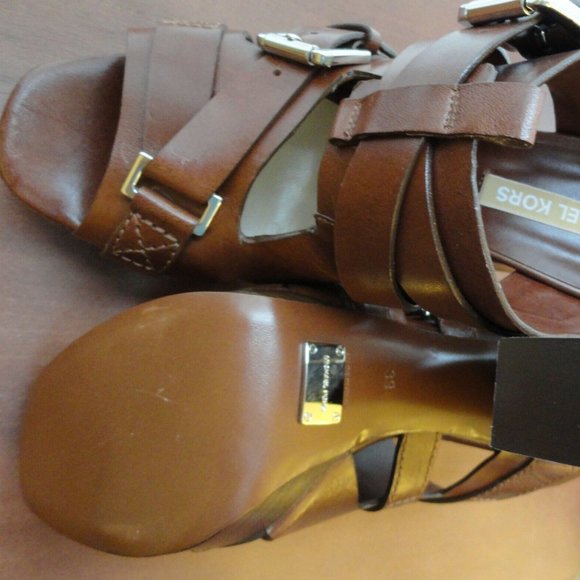 MICHAEL KORS MK16141 PLATFORM SANDAL PEEP TOE HEELS SIZE 39 (US 9M) MSRP $995 - Picture 2 of 13